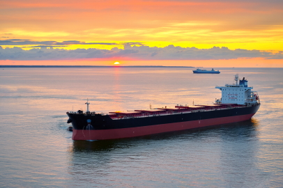 АО «Ростерминалуголь» в сентябре осуществило погрузку юбилейного судна грузоподъемностью свыше 100 тыс. тонн