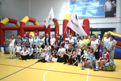 Сотрудники АО «Ростерминалуголь» приняли участие в спортивном празднике «Папа, мама и я – спортивная семья РТУ - 2018»